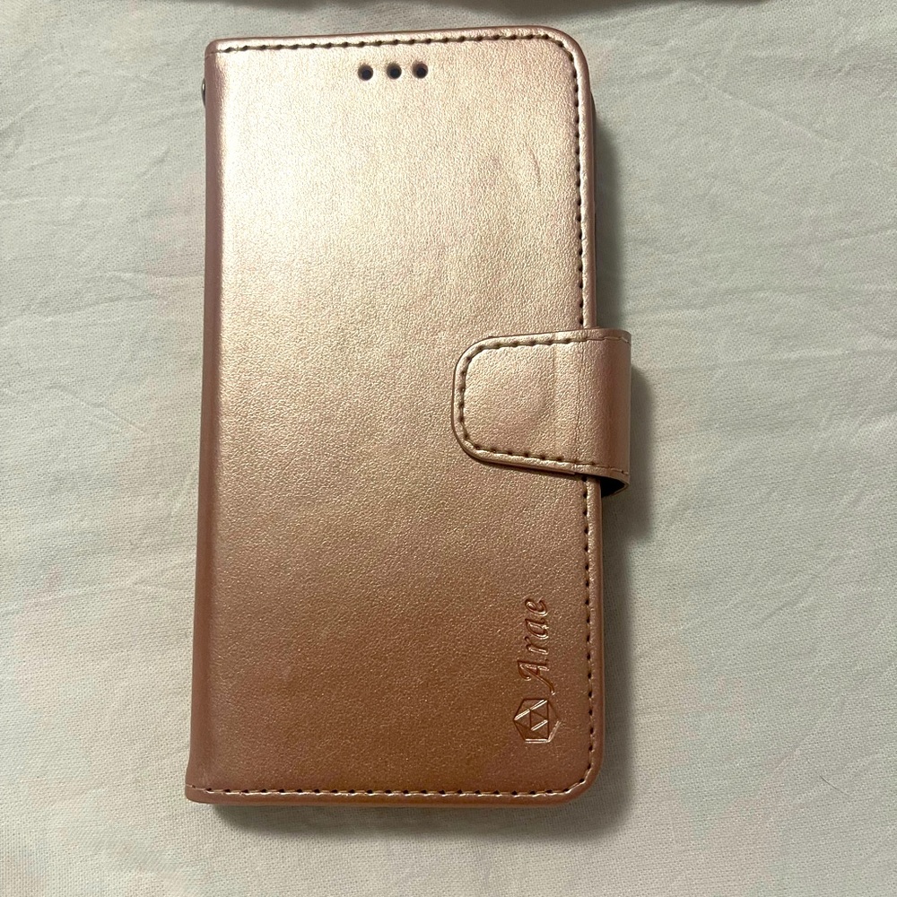 Arae Rose Gold Flip Phone Case – Preowned, Good Condition
